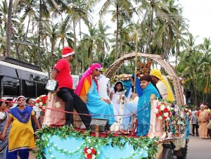 Kemmannu: Road show with tablo, carols and dance