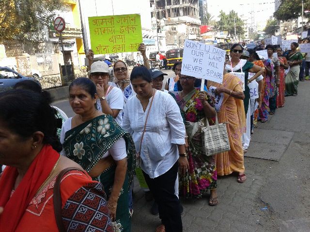Over 1200 community members /citizens march to the BMC Office, Kandivali on the Remedy Church issue