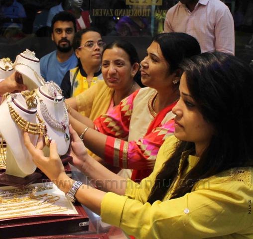 Dhanteras 2016: Significance of investing in Gold  Dhanteras