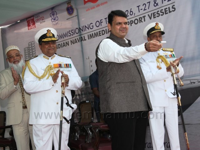 Fadnavis commissions 4 support vessels into Navy