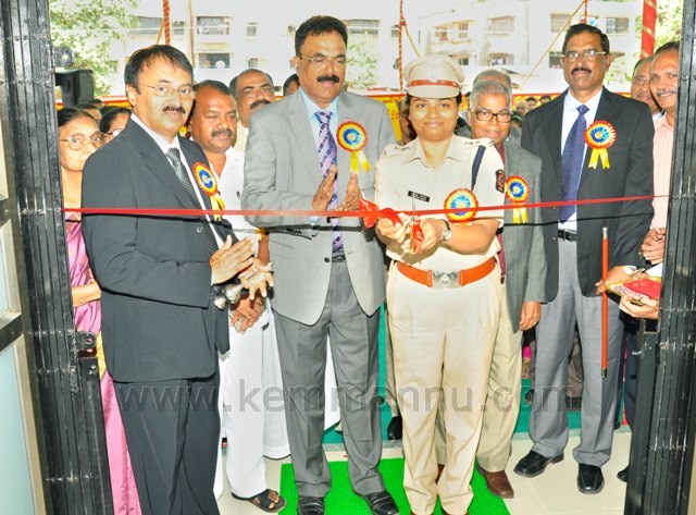 Model Bank inaugurates its 17th Palghar Branch