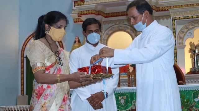 Mount Rosary, Santhekatte: ‘Rozaricho Gaanch’ Special Decennial Year 2011-2021, commemorative issue released for public…. Mount Rosary, Santhekatte: ‘Rozaricho Gaanch’ Special Decennial Year 2011-2021, commemorative issue released for public….