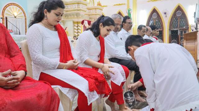 Maundy Thursday celebration in Mount Rosary Church Santhekatte Kallianpur