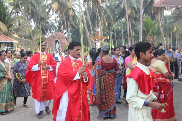 Palm Sunday observed at Kemmannu Church.