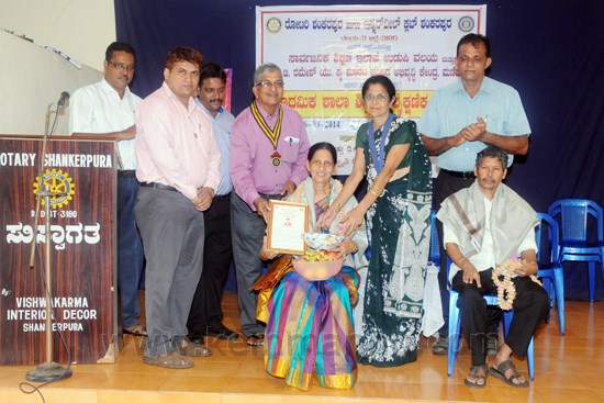 Primary School Teachers Educational Workshop organized by Rotary Shankerpura