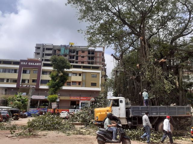 Santhekatte - Kallianpur Road widening work begins.