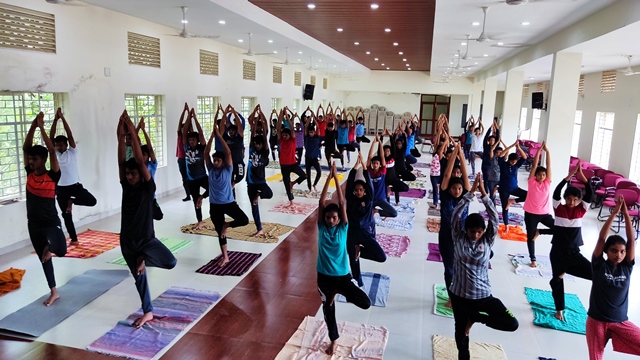 ಸಂತ ಮೇರಿ ಮಹಾವಿದ್ಯಾಲಯ, ಶಿರ್ವದಲ್ಲಿ ‘ರಾಷ್ಟ್ರೀಯ ಭೂ-ಯುವಸೇನಾ ’ಎನ್.ಸಿ.ಸಿಯ ವಿಶ್ವ ಯೋಗ ದಿನಾಚರಣೆ ಸಂತ ಮೇರಿ ಮಹಾವಿದ್ಯಾಲಯ, ಶಿರ್ವದಲ್ಲಿ ‘ರಾಷ್ಟ್ರೀಯ ಭೂ-ಯುವಸೇನಾ ’ಎನ್.ಸಿ.ಸಿಯ ವಿಶ್ವ ಯೋಗ ದಿನಾಚರಣೆ