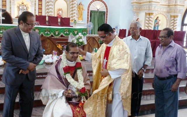 Mount Rosary, Kallinapur honours Teachers on Teachers Day.