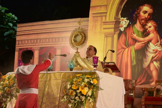 New Year Eve: Thanks giving Mass held at Valencia New Year Eve: Thanks giving Mass held at Valencia