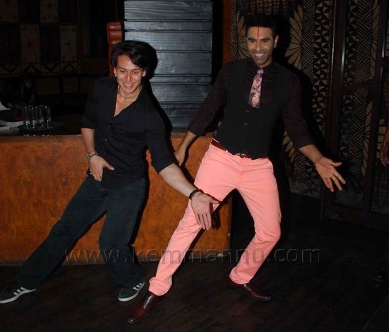 Actor Tiger Shroff performs at Sandip Soparrkar’s second edition of India Dance Week with much fanfare