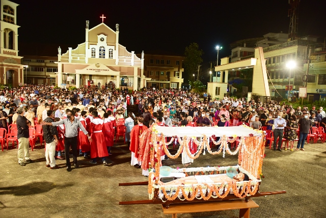 Good Friday observed with devotion at Valencia Church