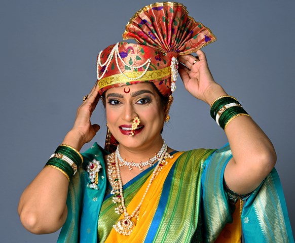 Actress Ekta Jain celebrates Maharashtra Day and Gujarat Day