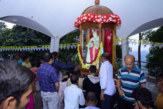 The eighth day of the novena Shrine of Infant Jesus