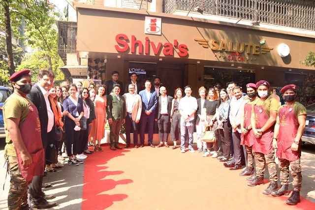 L’Oreal Paris Foreign Team Visits Salon-Siva’s Salute