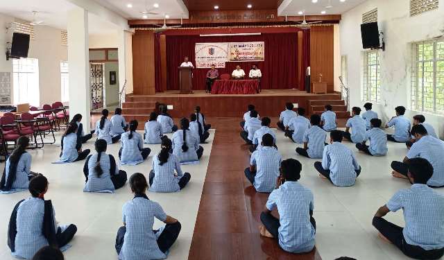 ಶಿರ್ವ ಸಂತ ಮೇರಿ ಮಹಾವಿದ್ಯಾಲಯದಲ್ಲಿ ಯೋಗ ತರಬೇತಿ ಶಿಬಿರ ಶಿರ್ವ ಸಂತ ಮೇರಿ ಮಹಾವಿದ್ಯಾಲಯದಲ್ಲಿ ಯೋಗ ತರಬೇತಿ ಶಿಬಿರ