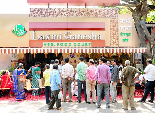 Mumbai:Laxmi Ganesh Fast Food & Sweet Hotel Inaugurated