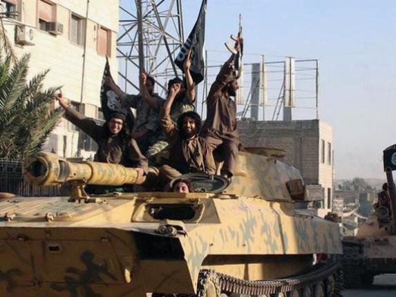 3 â€˜on wayâ€™ to join IS held at airport