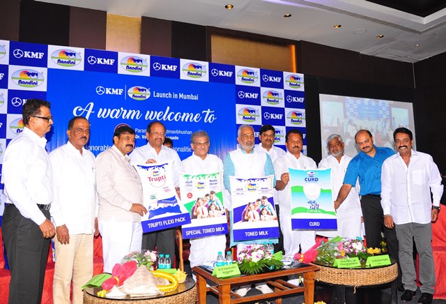 Karnataka Milk Federation launches Nandini brand milk in Mumbai