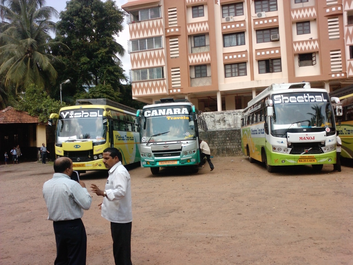 No Bus Service Between Mumbai and Mangalore