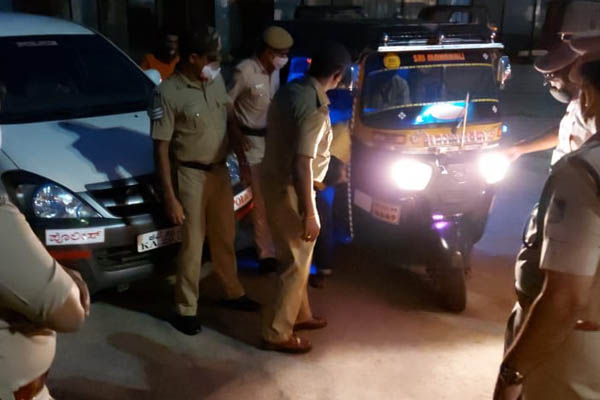 Surprise checks and fines to traffic violators led by Udupi SP