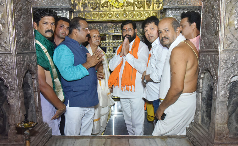 ಶ್ರೀಕೃಷ್ಣಮಠಕ್ಕೆ,ಮಹಾರಾಷ್ಟ್ರ ರಾಜ್ಯದ ಮುಖ್ಯಮಂತ್ರಿಗಳಾದ ಏಕನಾಥ ಶಿಂದೆ