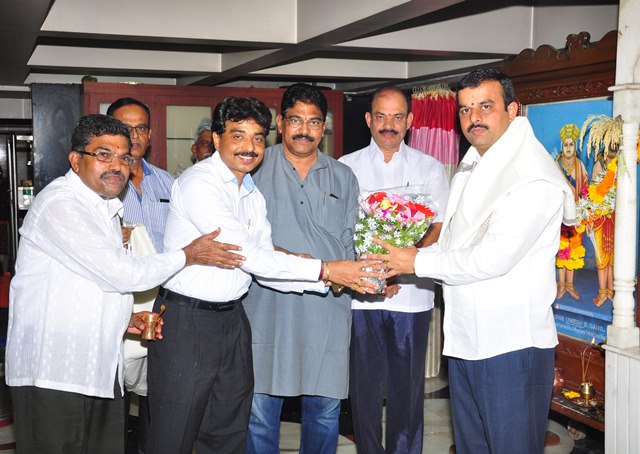 Mumbai: Karkal MLA V Sunil Kumar visits Billavara Bhavan