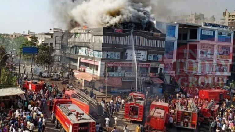Surat fire tragedy: Lapses on part of civic body, builder; finds preliminary probe