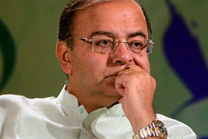 Rahulâ€™s â€™nonsenseâ€™ remark an effort to show Congâ€™s first family in bright light: Jaitley