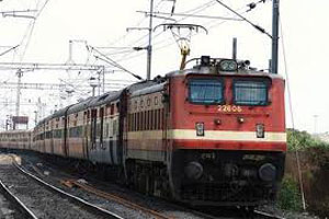 Maharashtra: Mangala Express derails near Nashik, 2 dead, 37 injured
