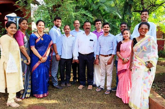 ವಿವಿ ಕಾಲೇಜು: ಸ್ನಾತಕೋತ್ತರ ಯೋಗ ವಿದ್ಯಾರ್ಥಿಗಳಿಗೆ ಬೀಳ್ಕೊಡುಗೆ ವಿವಿ ಕಾಲೇಜು: ಸ್ನಾತಕೋತ್ತರ ಯೋಗ ವಿದ್ಯಾರ್ಥಿಗಳಿಗೆ ಬೀಳ್ಕೊಡುಗೆ