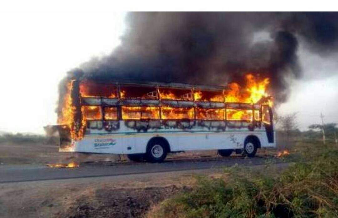 Karnataka: Private bus catches fire in Koppal, no casualties reported