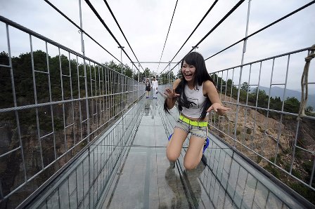 Worldâ€™s Longest Glass Bridge Opens In China â€“ Tourists Too Scared To Walk It