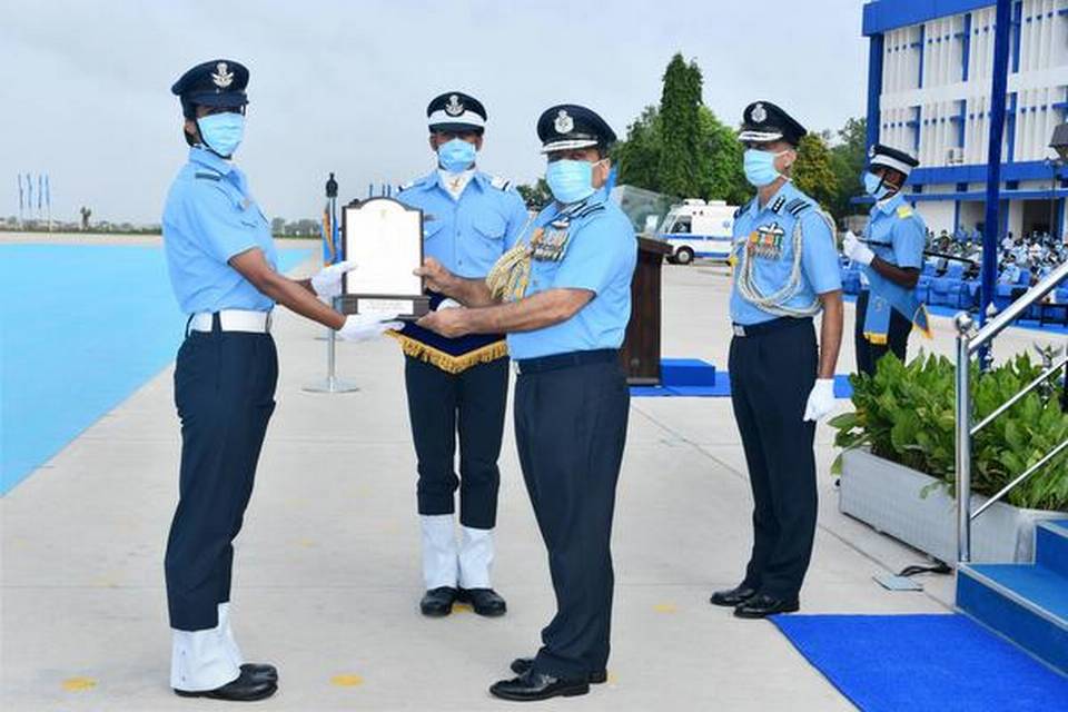 Madhya Pradesh tea seller’s daughter Anchal Gangwal flies high, becomes IAF officer