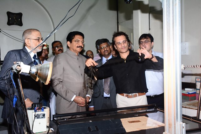 Mumbai:Governor inaugurates Digitization Project of Asiatic Society Library