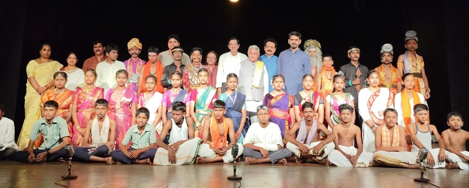 ರಂಗಶಿಕ್ಷಣ ಮಕ್ಕಳ ಜೀವನ ಪರಿವರ್ತನೆಗೆ ನಾಂದಿ : ಡಾ.ತಲ್ಲೂರು ರಂಗಶಿಕ್ಷಣ ಮಕ್ಕಳ ಜೀವನ ಪರಿವರ್ತನೆಗೆ ನಾಂದಿ : ಡಾ.ತಲ್ಲೂರು