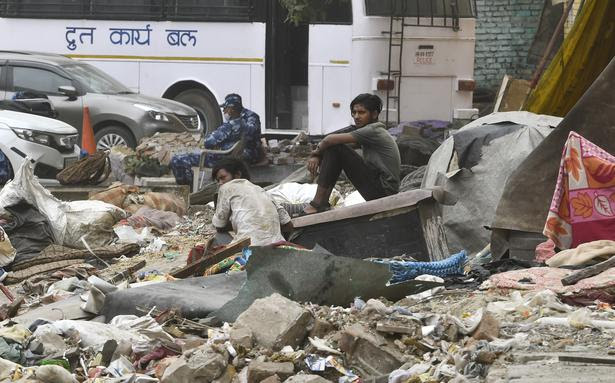 Do you need bulldozers to remove chairs, tables, benches, Supreme Court asks NDMC