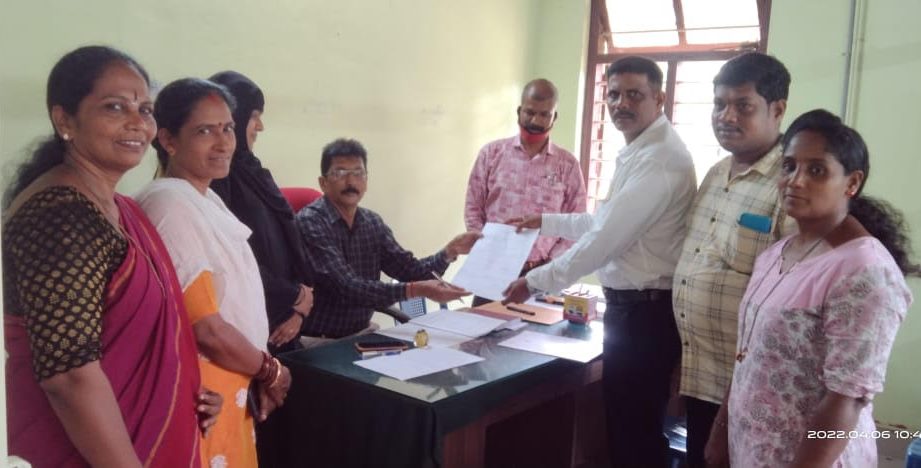Arun Fernandes files nomination for Vice-President of Thonse Grama Panchayat.