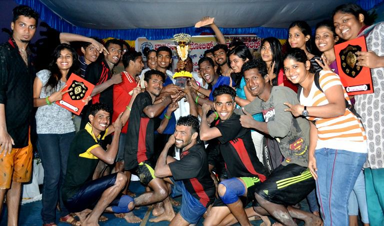ICYM Thottam unit Over All Champions of Ek Dees Gadyanth Khel - 2016