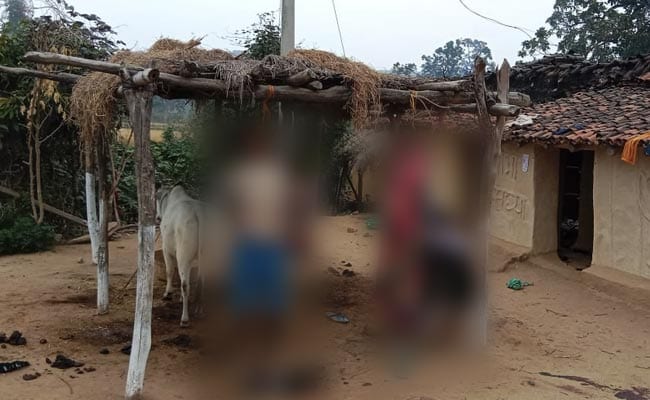 Maoists Hang 4 In Bihar After Holding Kangaroo Court Maoists Hang 4 In Bihar After Holding Kangaroo Court