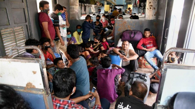 No bus, train fare for migrants: SC directs states to share cost