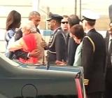 Namaste, POTUS. PM Modi Greets US President Obama with Hug