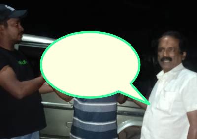 ನಡುರಾತ್ರಿ ನಡುರಸ್ತೆಯಲ್ಲಿ ಮಲಗಿದ ಮದ್ಯ ವ್ಯಸನಿಯ ರಕ್ಷಣೆ ನಡುರಾತ್ರಿ ನಡುರಸ್ತೆಯಲ್ಲಿ ಮಲಗಿದ ಮದ್ಯ ವ್ಯಸನಿಯ ರಕ್ಷಣೆ