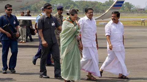 Sonia Gandhi in Kerala to address special convention