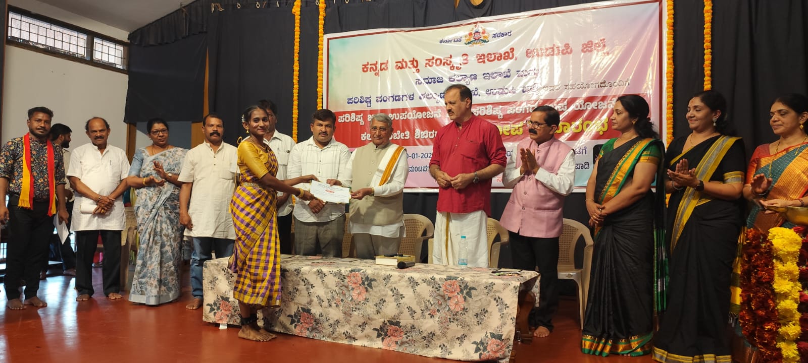 ಶೋಷಿತ ಸಮಾಜದ ಪ್ರತಿಭೆಗಳಿಗೆ ಸರಕಾರ, ಸಮಾಜದ ಪ್ರೋತ್ಸಾಹ ಅಗತ್ಯ : ಡಾ. ನಿ. ಬೀ. ವಿಜಯ ಬಲ್ಲಾಳ್ ಶೋಷಿತ ಸಮಾಜದ ಪ್ರತಿಭೆಗಳಿಗೆ ಸರಕಾರ, ಸಮಾಜದ ಪ್ರೋತ್ಸಾಹ ಅಗತ್ಯ : ಡಾ. ನಿ. ಬೀ. ವಿಜಯ ಬಲ್ಲಾಳ್