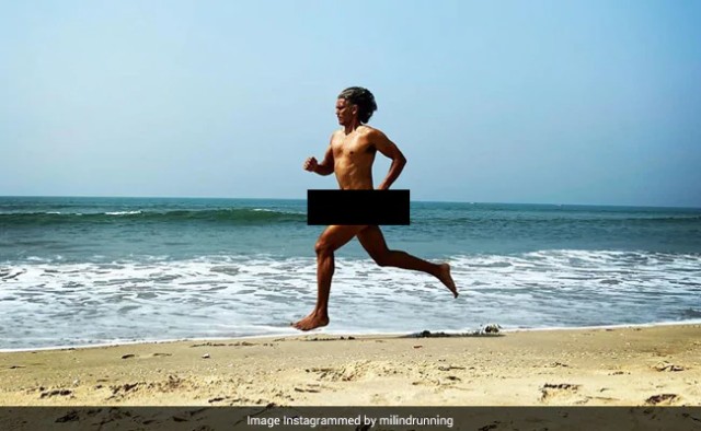 milind soman running slippers